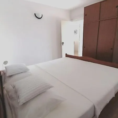 Apartman Gelo *